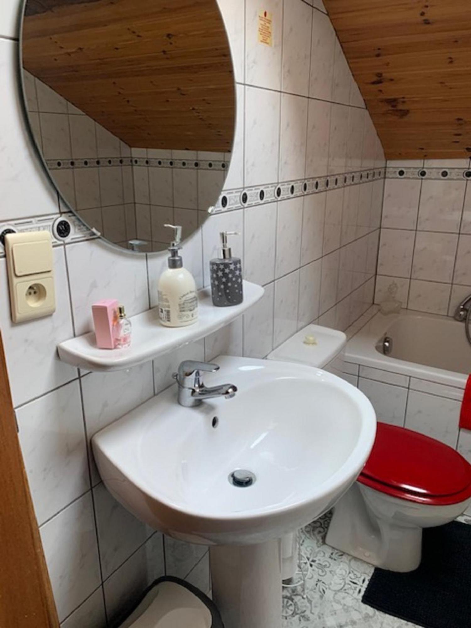 B&B Foret D'Animaux Bouillon Luaran gambar